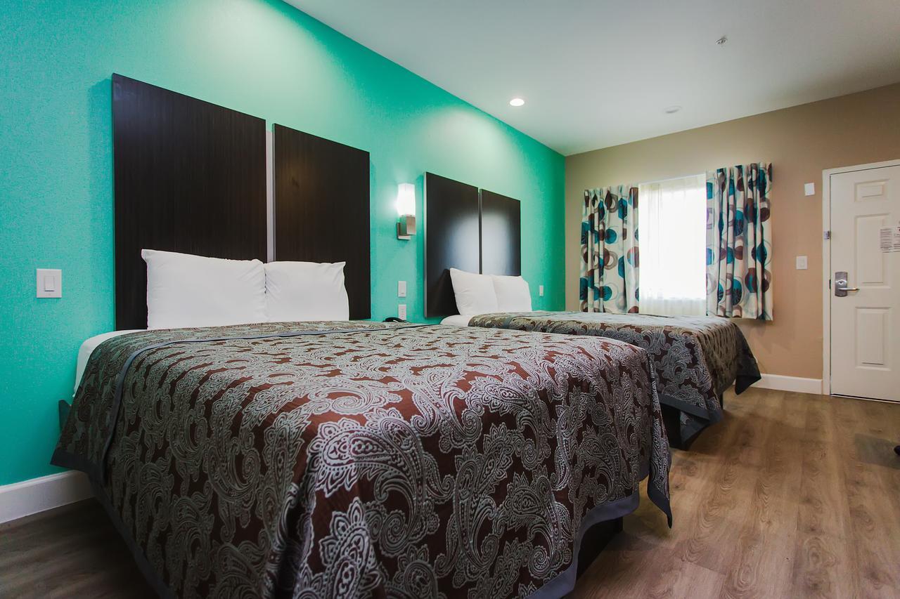 Crystal Inn - Willowbrook Mall 赛普里斯 外观 照片